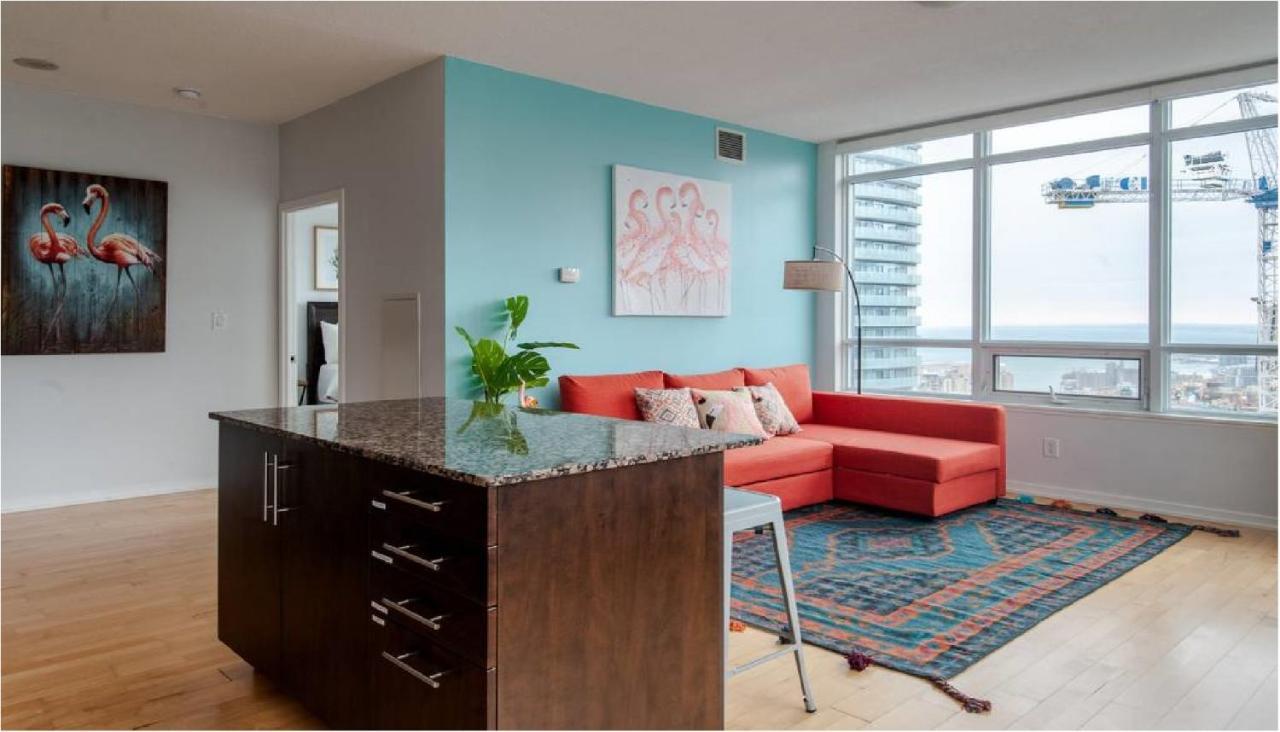 Toronto Downtown Core Two Bedroom Condo With Cn Tower View, Free Parking Exterior foto